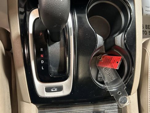 Used 2017 Honda Ridgeline RTL-E image 29