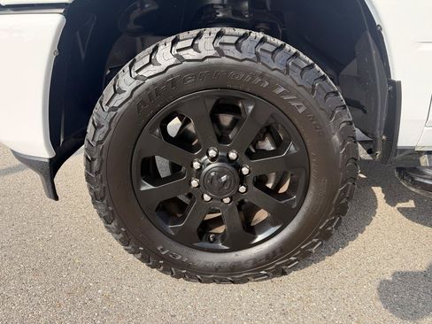Used 2023 RAM 2500 Big Horn w/ Level B Equipment Group AWD/4WD image 9