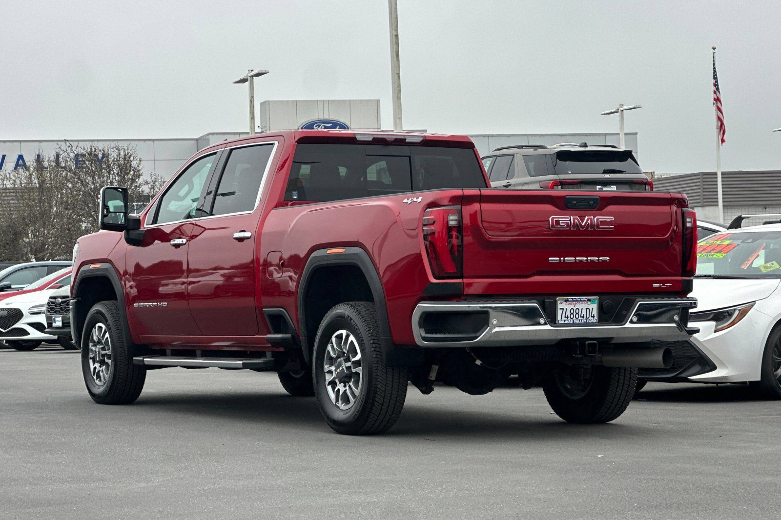 Used 2025 GMC Sierra 2500 SLT w/ SLT Premium Package AWD/4WD image 6