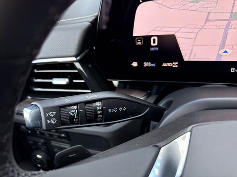 New 2025 Chevrolet Tahoe High Country image 38