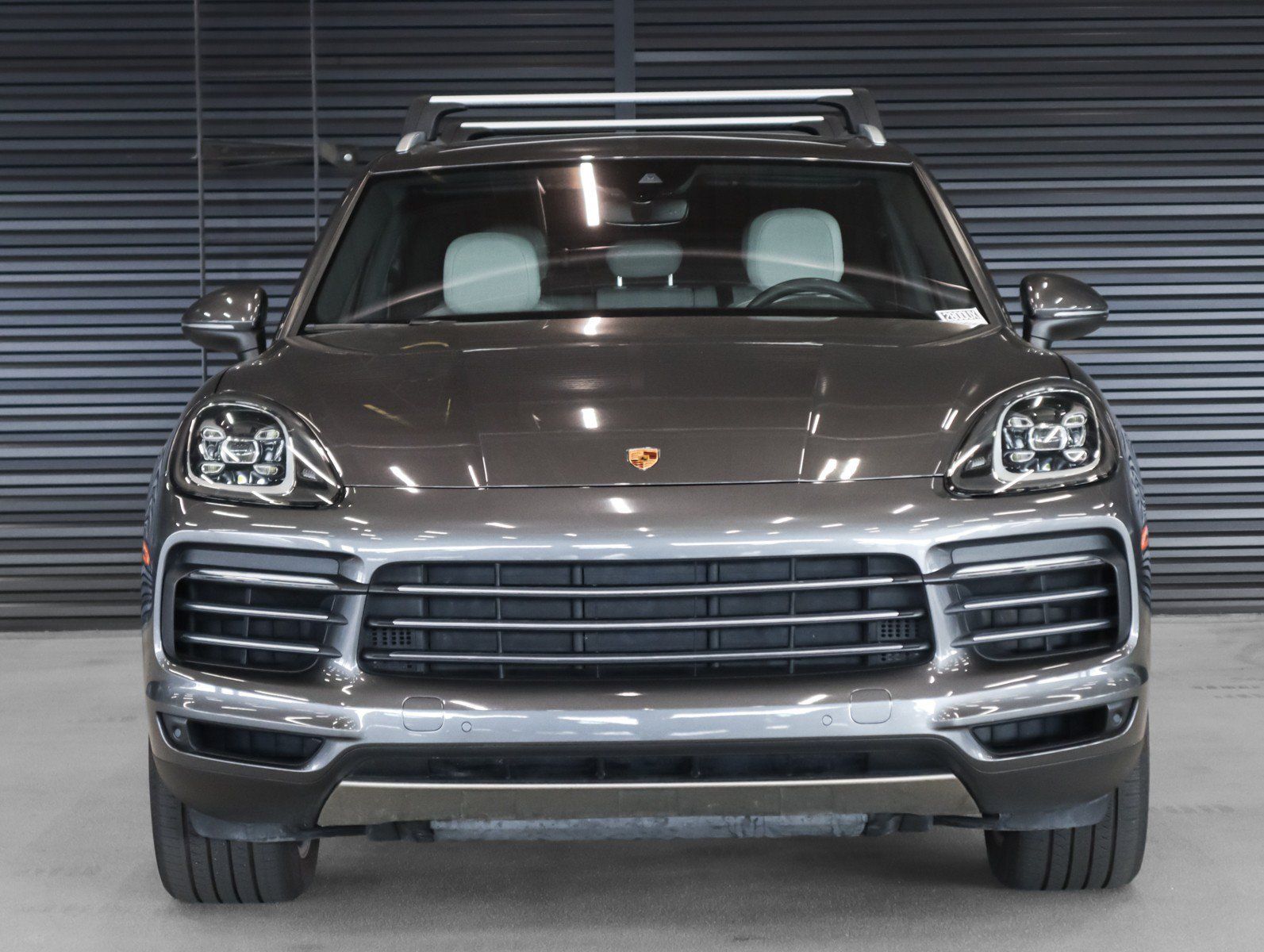 Certified 2023 Porsche Cayenne AWD/4WD image 8