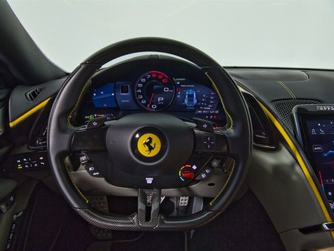 Used 2021 Ferrari Roma RWD image 23