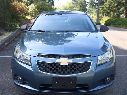 Used 2012 Chevrolet Cruze LS w/ Connectivity Package FWD image 10
