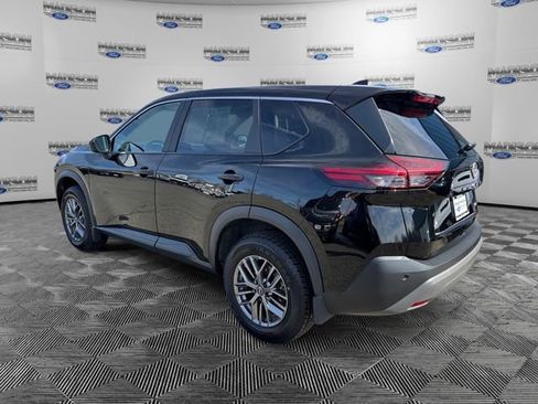 Used 2023 Nissan Rogue S image 3