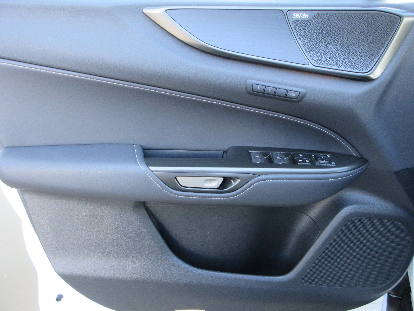 Used 2026 Lexus NX 450h+ AWD w/ Accessory Package (Z2) image 28
