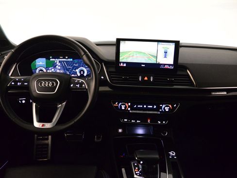 Certified 2023 Audi SQ5 Premium Plus w/ Premium Plus Package image 4