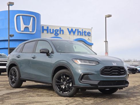 New 2026 Honda HR-V Sport image 2