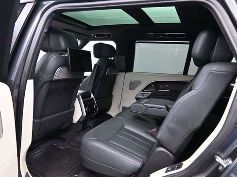 Used 2023 Land Rover Range Rover Long Wheelbase Autobiography AWD/4WD image 20