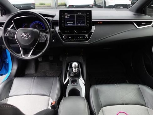 Used 2019 Toyota Corolla XSE image 25