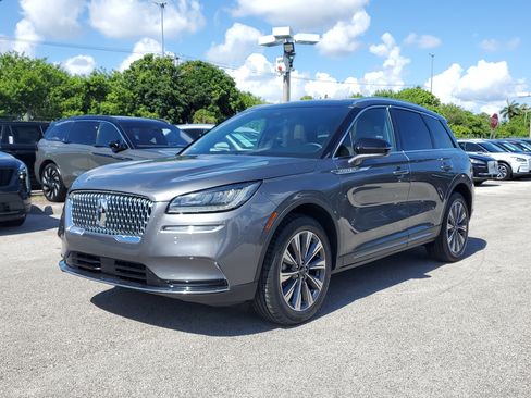 Certified 2022 Lincoln Corsair Reserve w/ Elements Package image 3