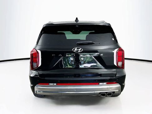 Used 2023 Hyundai Palisade Calligraphy FWD image 5