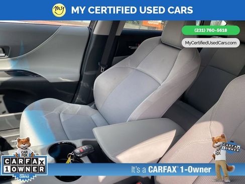 Used 2024 Toyota Venza LE AWD/4WD image 15