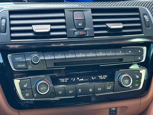 Used 2018 BMW M3 Base image 24