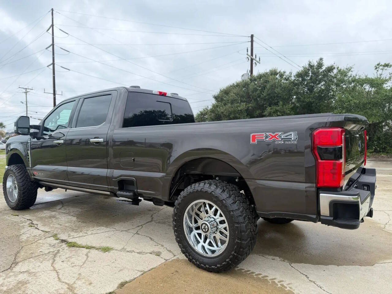 Used 2024 Ford F250 Lariat w/ Lariat Ultimate Package AWD/4WD image 7