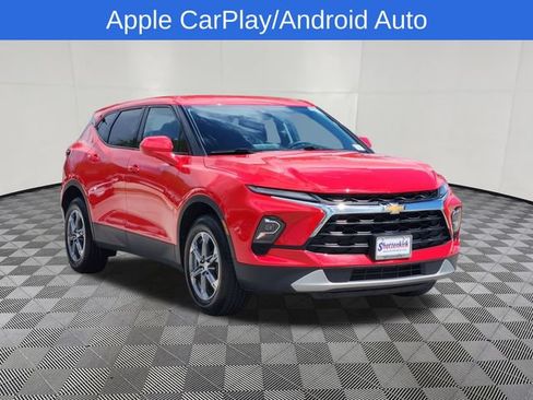 Used 2023 Chevrolet Blazer LT AWD/4WD image 2