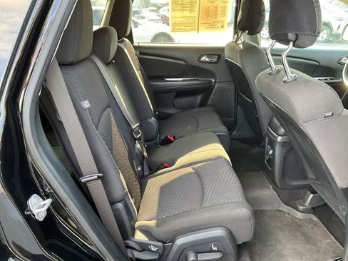 Used 2017 Dodge Journey SXT w/ Premium Group image 19