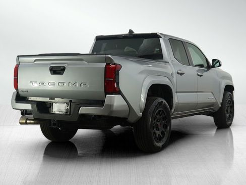 Used 2025 Toyota Tacoma SR5 image 5