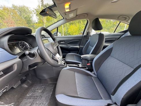 Certified 2025 Nissan Versa SV w/ Trunk Package image 18