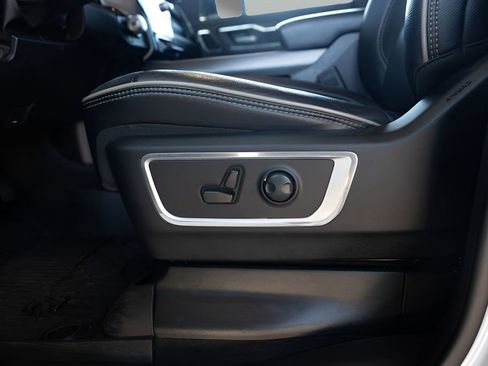 Used 2023 RAM 1500 Laramie AWD/4WD image 52
