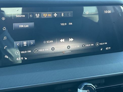 Used 2025 Nissan Murano SV image 28