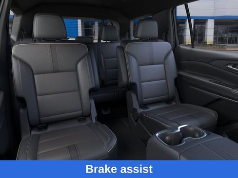 New 2026 Chevrolet Traverse High Country w/ LPO, Floor Liner Package AWD/4WD image 18