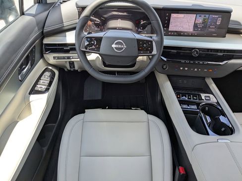 New 2025 Nissan Murano SL AWD/4WD image 17