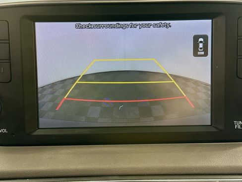 Used 2019 Hyundai Santa Fe SEL FWD image 22