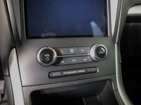 Used 2024 Ford Edge SEL w/ Convenience Package image 41