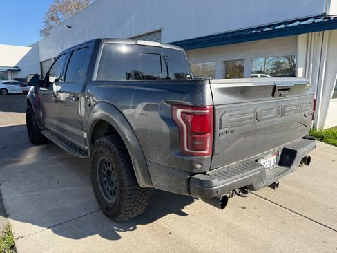 Used 2019 Ford F150 Raptor w/ Equipment Group 802A Luxury image 3