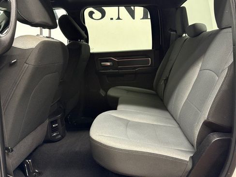 Used 2022 RAM 2500 Big Horn AWD/4WD image 33