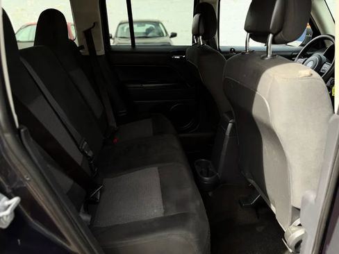 Used 2014 Jeep Patriot Sport w/ Power Value Group image 28