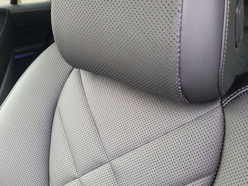 Used 2026 BMW X5 M60i AWD/4WD image 21