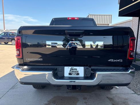 New 2025 RAM 2500 Big Horn image 10