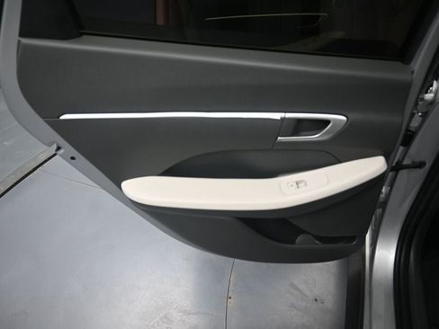 Certified 2023 Hyundai Sonata SE FWD image 23