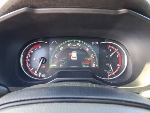 Used 2023 Toyota RAV4 XLE w/ Convenience Package FWD image 16