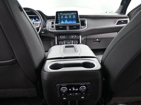 Used 2023 Chevrolet Tahoe Z71 w/ Z71 Off-Road Package AWD/4WD image 15