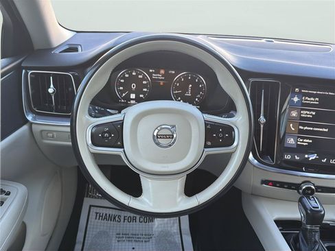 Used 2020 Volvo S60 T6 Momentum AWD/4WD image 23