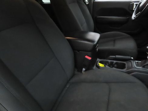 Used 2021 Jeep Wrangler Unlimited Sport AWD/4WD image 24