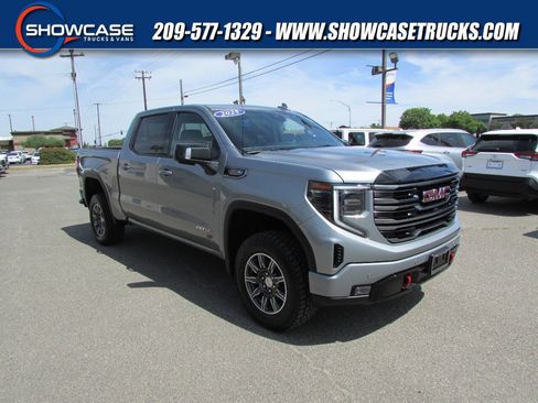 Used 2025 GMC Sierra 1500 AT4 AWD/4WD image 1