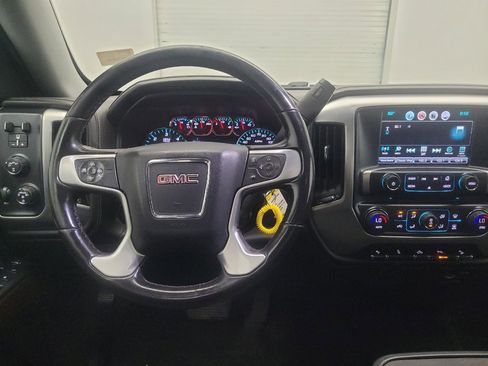 Used 2018 GMC Sierra 1500 SLE w/ SLE Value Package AWD/4WD image 22