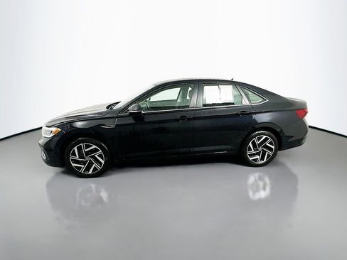 Used 2022 Volkswagen Jetta SEL FWD image 4
