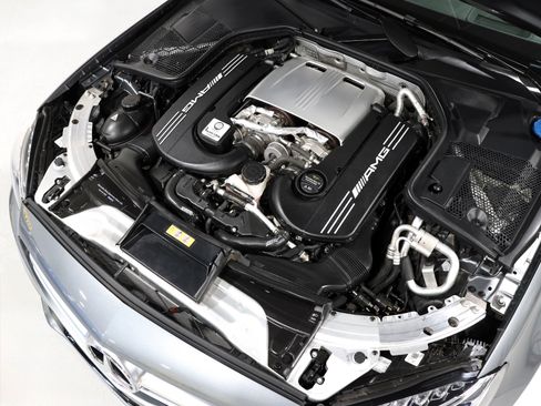 Used 2018 Mercedes-Benz C 63 AMG S image 40