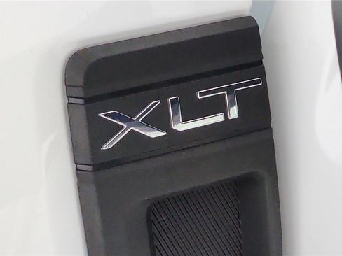 Used 2024 Ford Maverick XLT w/ Equipment Group 300A Standard image 15