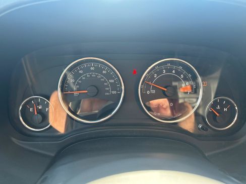 Used 2017 Jeep Compass High Altitude FWD image 14