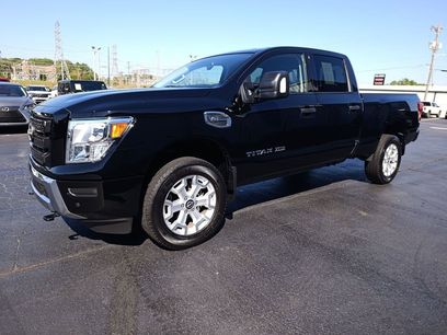 Used 2024 Nissan Titan SV w/ SV Convenience Package