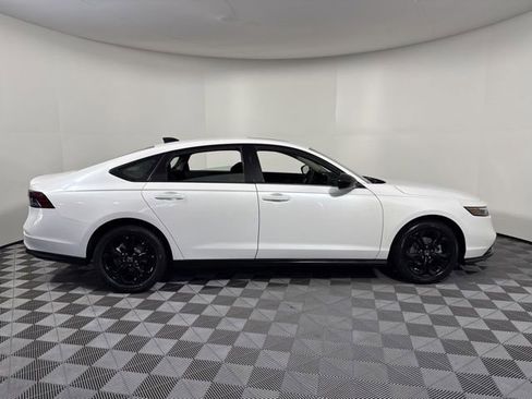 New 2025 Honda Accord SE image 8