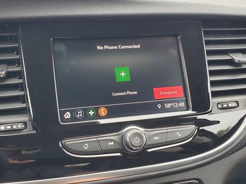 Used 2022 Buick Encore Preferred w/ Safety Package image 21