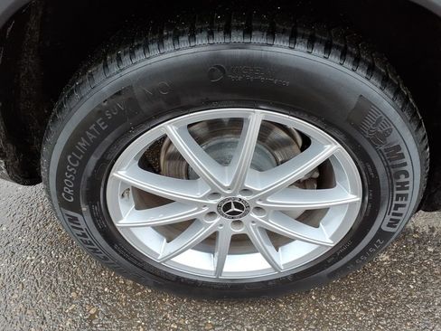 Used 2025 Mercedes-Benz GLE 350 4MATIC image 11