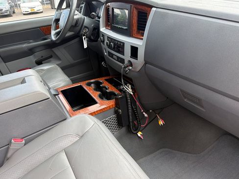 Used 2007 Dodge Ram 2500 Truck Laramie AWD/4WD image 14