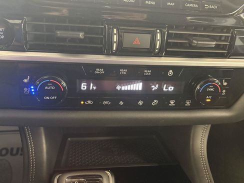 Used 2025 Nissan Pathfinder Platinum w/ Cargo Package AWD/4WD image 36